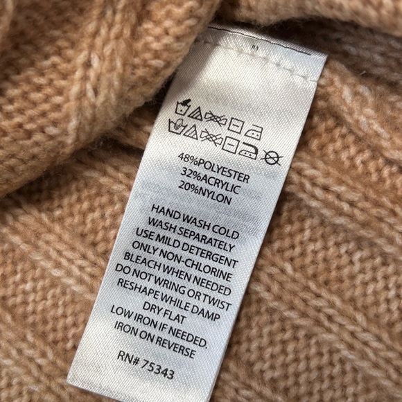 Happily Gray Cardigan Sweater NWT Size S - Picture 6 of 7